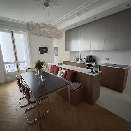 Spacious Quiet And Elegant In *