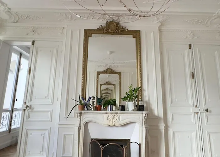 Spacious Quiet And Elegant In Lejlighed